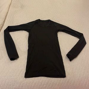 Swiftly Tech Long-Sleeve Shirt